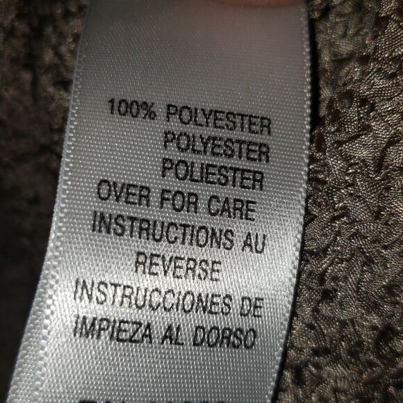 August Max 1X Super Stretchy Shimmery Sleeveless Top - Picture 8 of 8